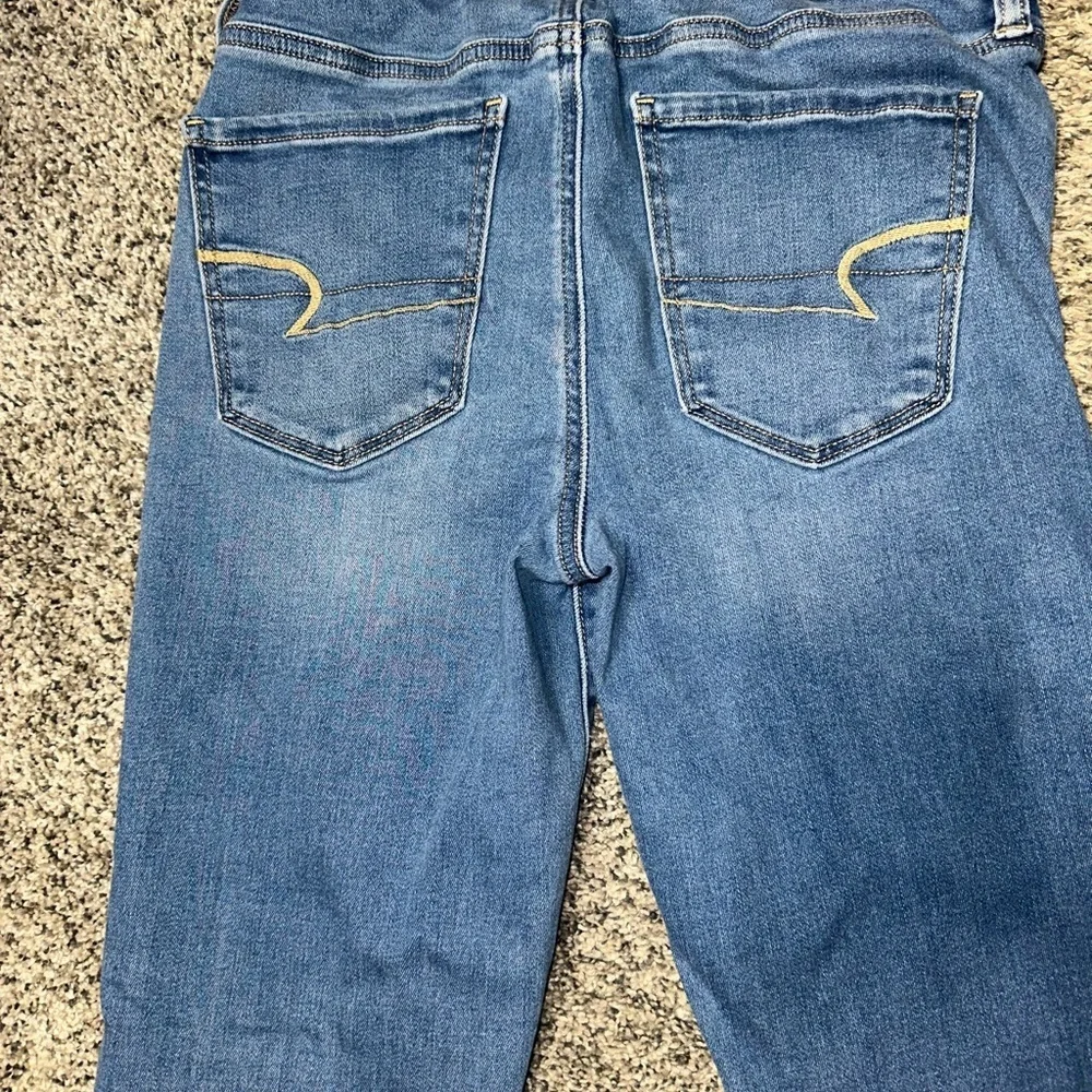 American Eagle Outfitters Light Blue Skinny Jeans